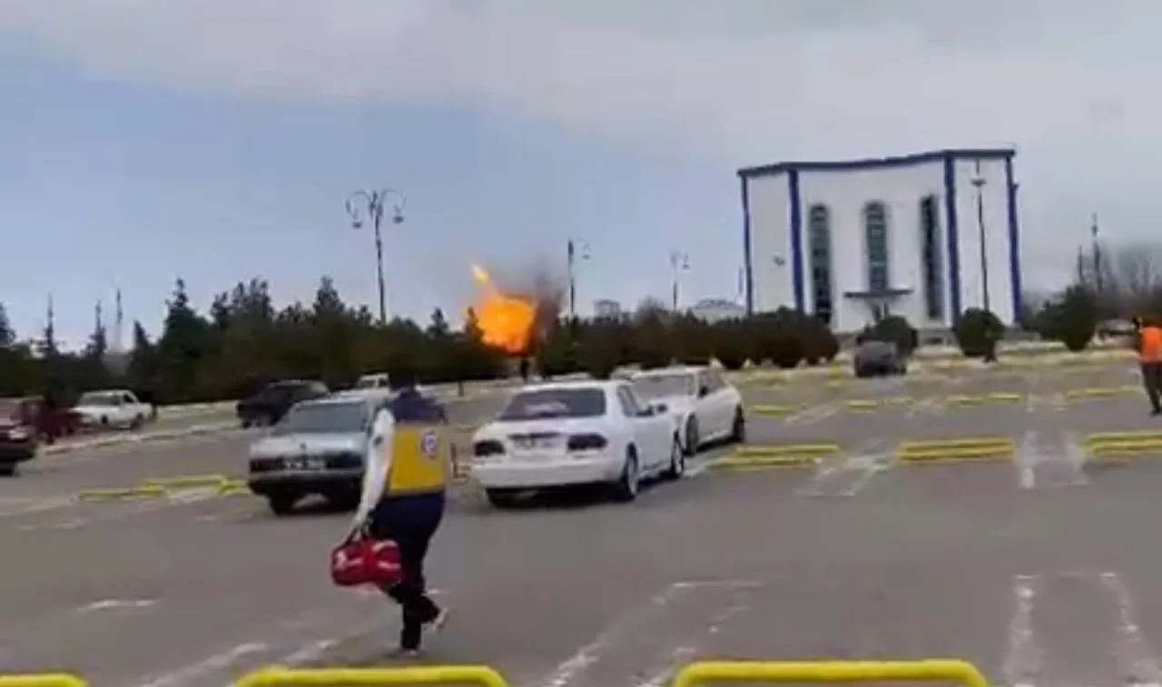 İranın Naxçıvana dron hücumu terror aktıdır - Vüqar Bayramov