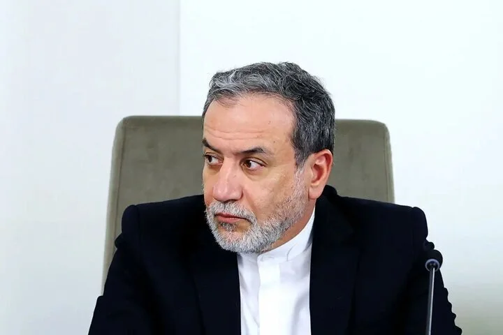 Iranian FM: Foreign policy to be based on Supreme Leader's directives