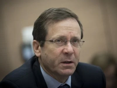 İsaak Hersoq: “Arzum maşına minib Beyruta getməkdir”