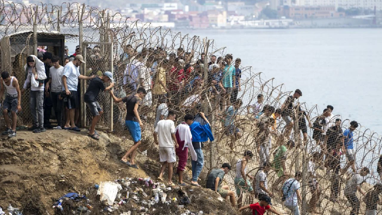 İspaniya Fasdan gələn 500 uşağı ana ölkəyə köçürməyə hazırlaşır