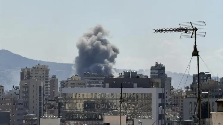 İsrail Beyrutun mərkəzinə hücum etdi - İtkilər var