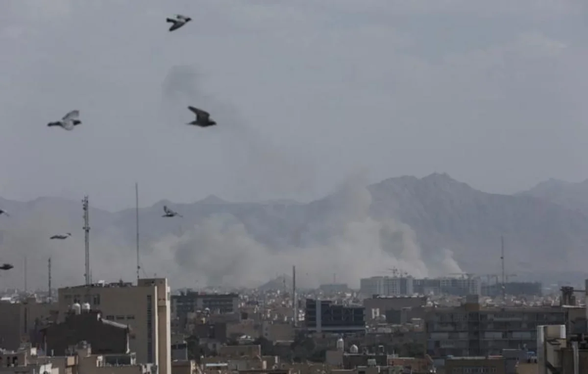 Израиль нанес удары по 20 военным объектам в Иране