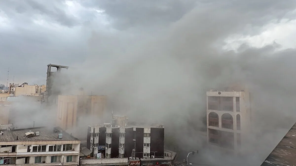 İsrail Livanda yaşayış kompleksini atəşə tutdu