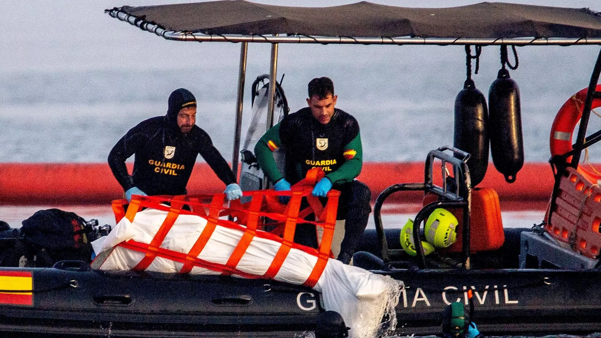 Italy proposes new centers for illegal migrants