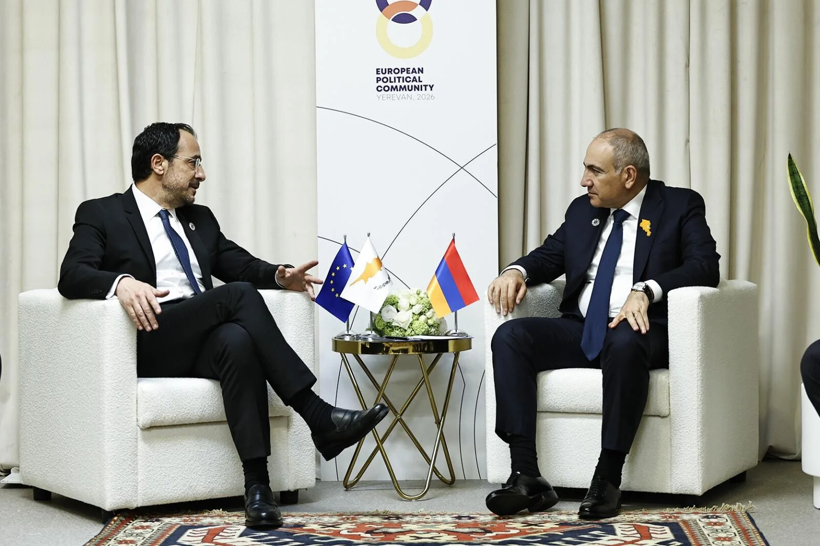 Kipr Prezidenti Paşinyanı təbrik etdi