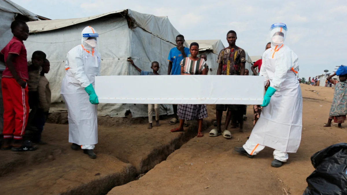 Konqoda Ebola epidemiyası genişlənir: 1000-dən çox yoluxma, yüzlərlə ölüm