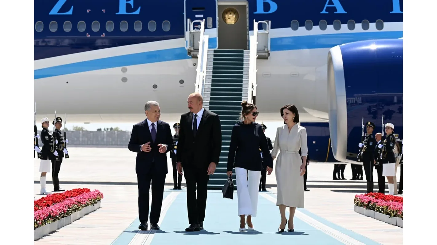 “Kuksaroy” Dövlət İqamətgahında birgə foto çəkdirildi