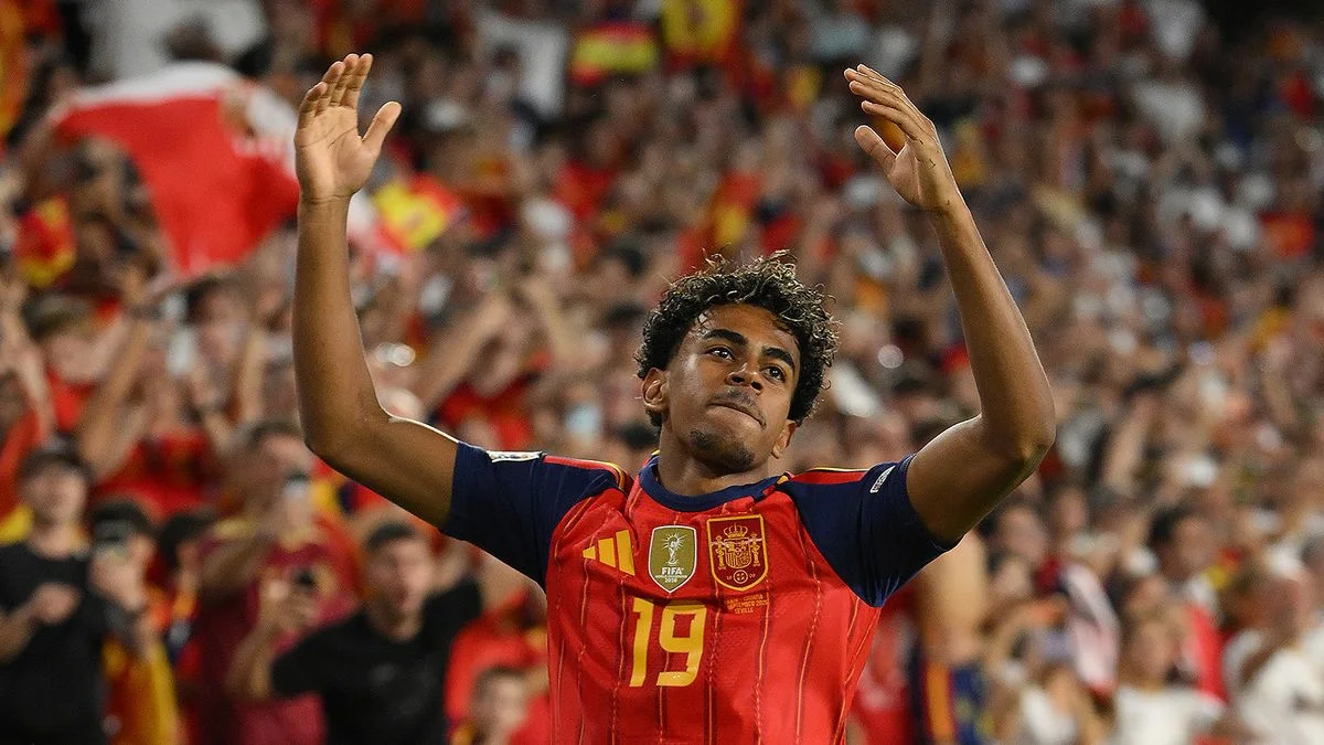 Lamine Yamal scores in the second minute for second straight Nations League game