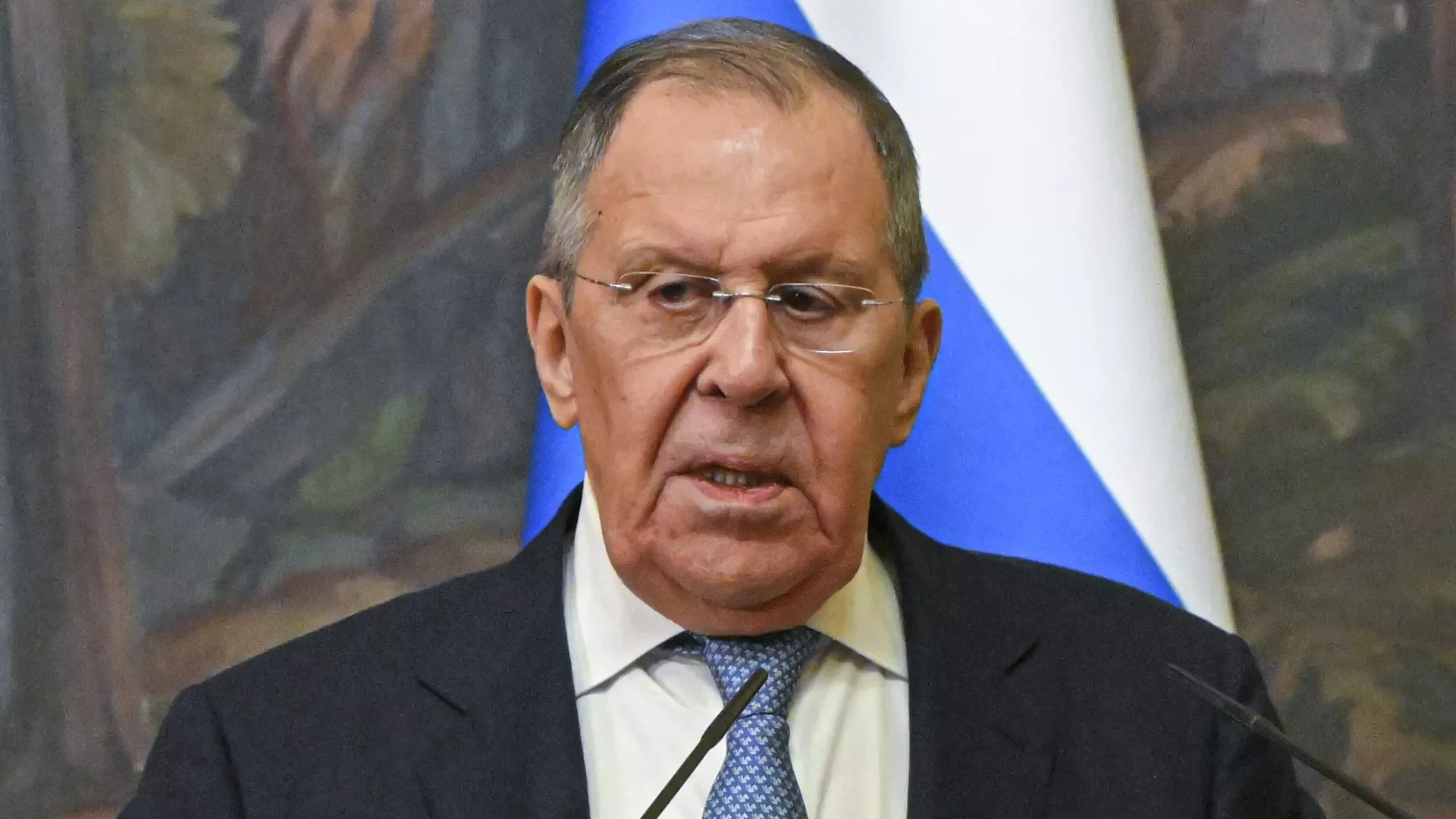 Лавров выступил с жестким предупреждением по Украине