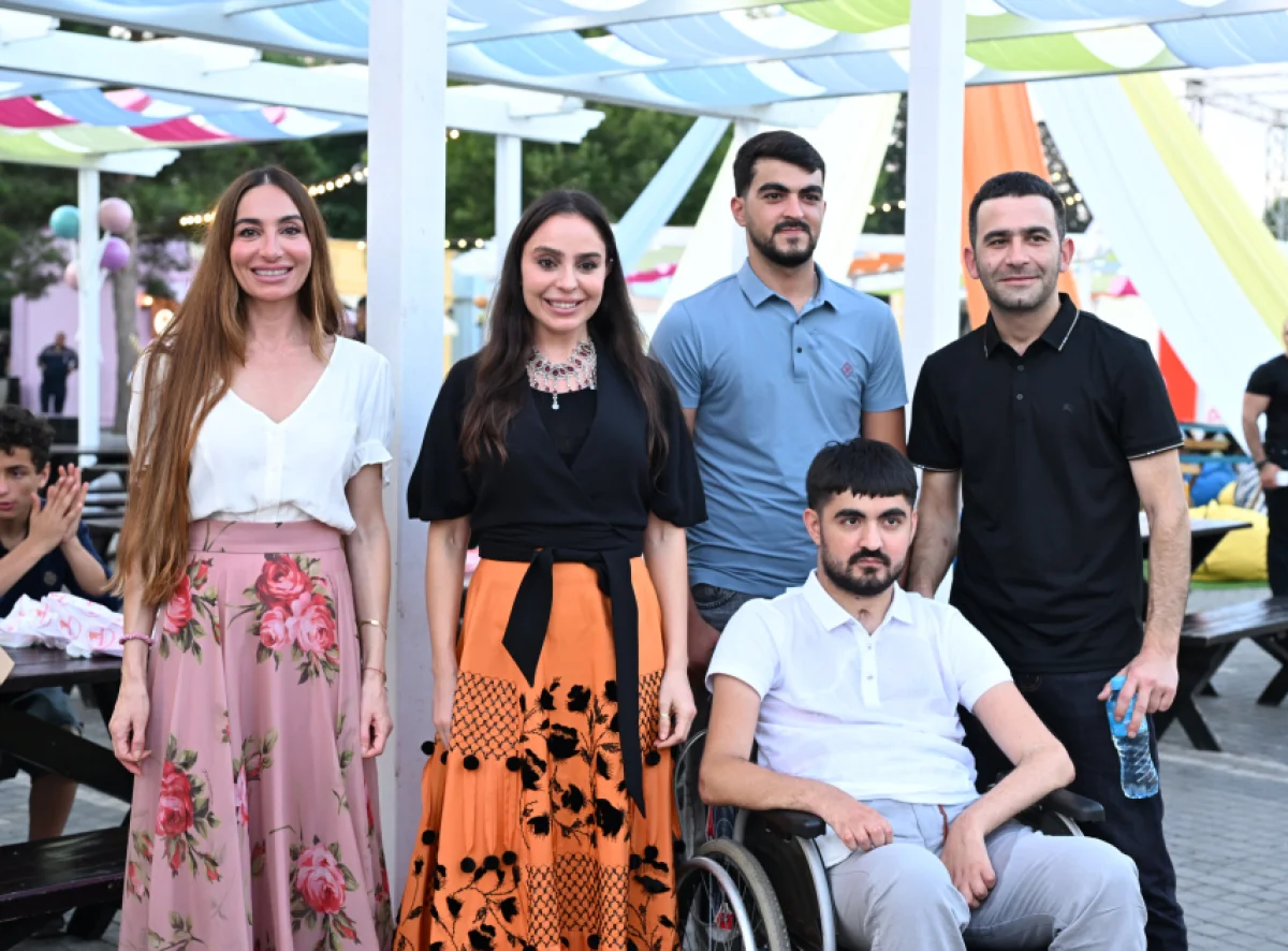Leyla və Arzu Əliyevalar “CandyFest” festivalında iştirak edib