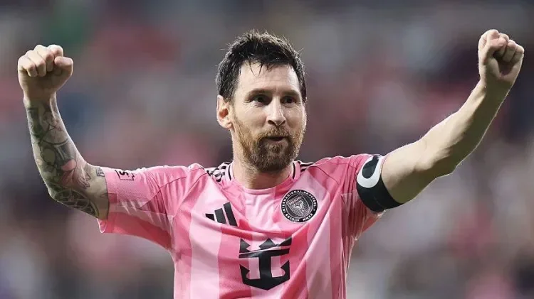 Lionel Messi karyerasında 926-cı qolunu vurub