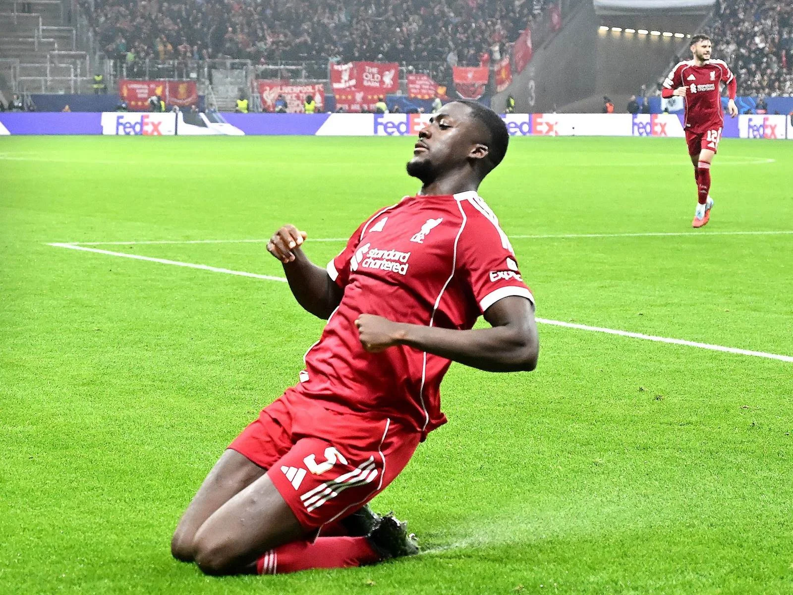 "Liverpul" İbraima Konatenin yerinə yeni müdafiəçi axtarır