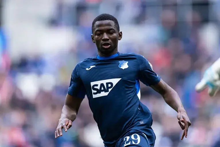 "Liverpul" Salahın yerinə "Hoffenhaym"ın gənc istedadını gətirə bilər