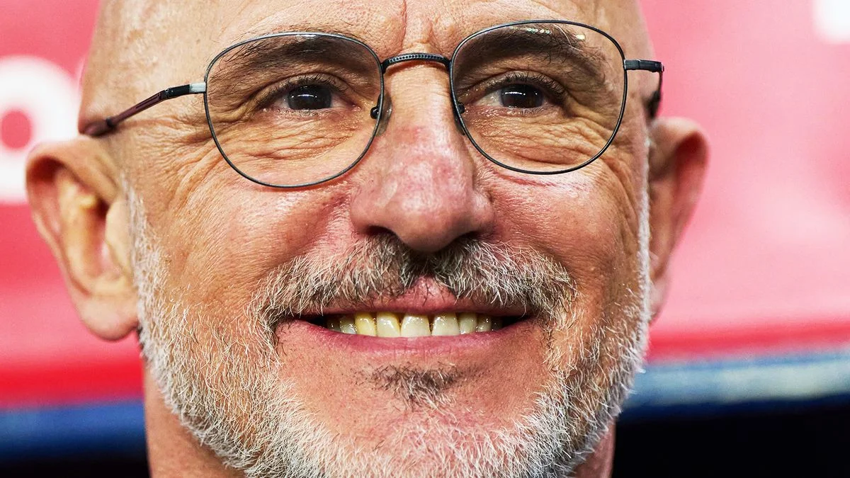 Spain coach Luis de la Fuente says he would like Wirtz in squad