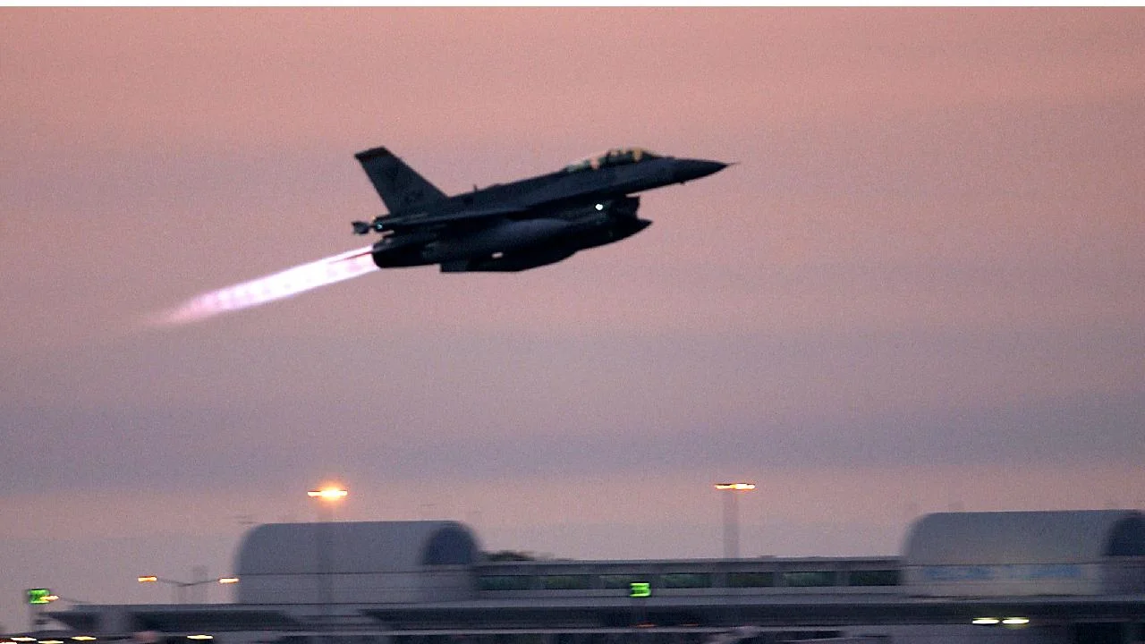 Macarıstanda “Gripen” qırıcısının qəzası araşdırılır