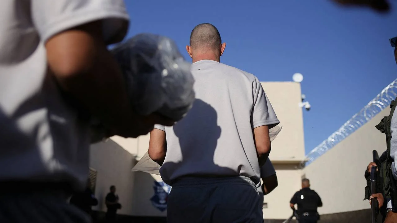 Meksikada həbsxanaya silahlı hücum: 23 məhbus qaçdı