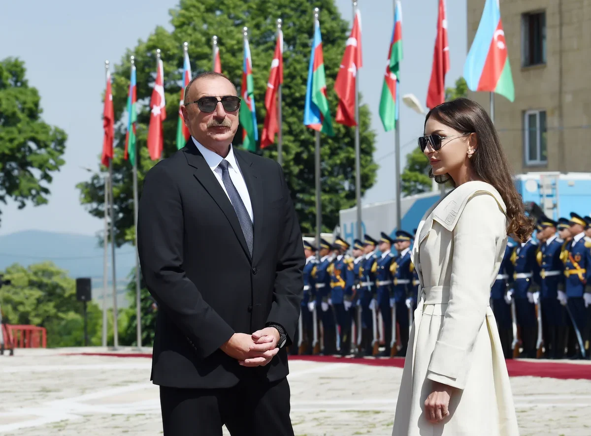 Milli Majlis congratulates Ilham Aliyev and Mehriban Aliyeva