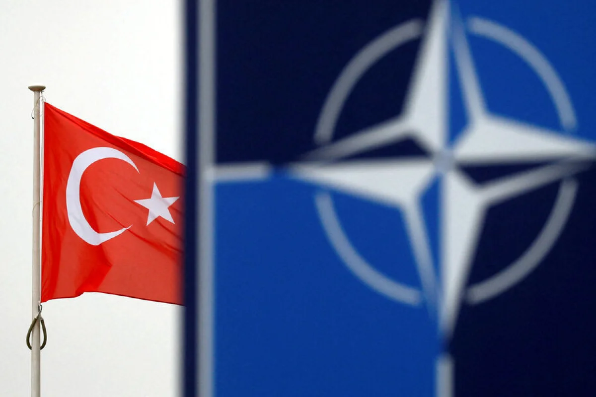 NATO 50 milyard dollarlıq müqaviləni Ankarada imzaladı