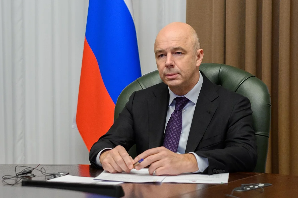 Oil payments shift from dollar to yuan, says Russian minister