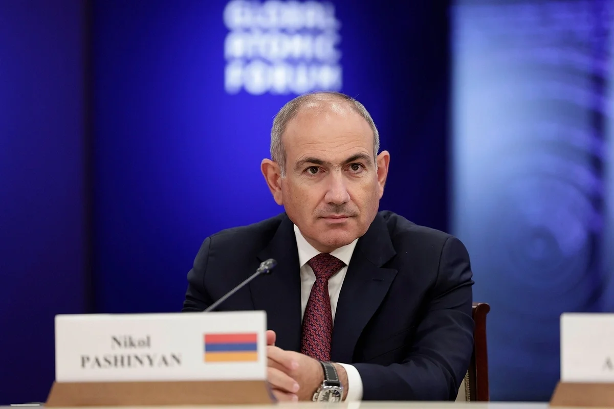 Nikol Paşinyan Polşaya rəsmi səfər etdi