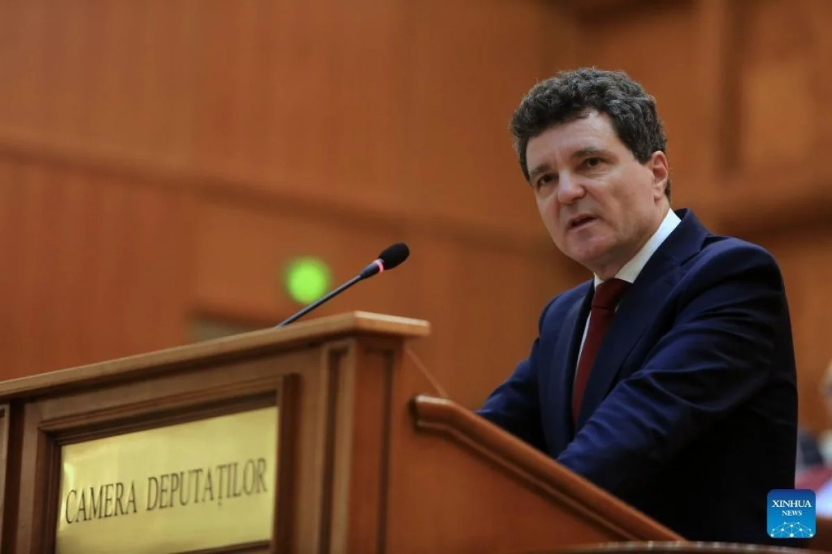Nikuşor Dan Prezident İlham Əliyevi təbrik edib