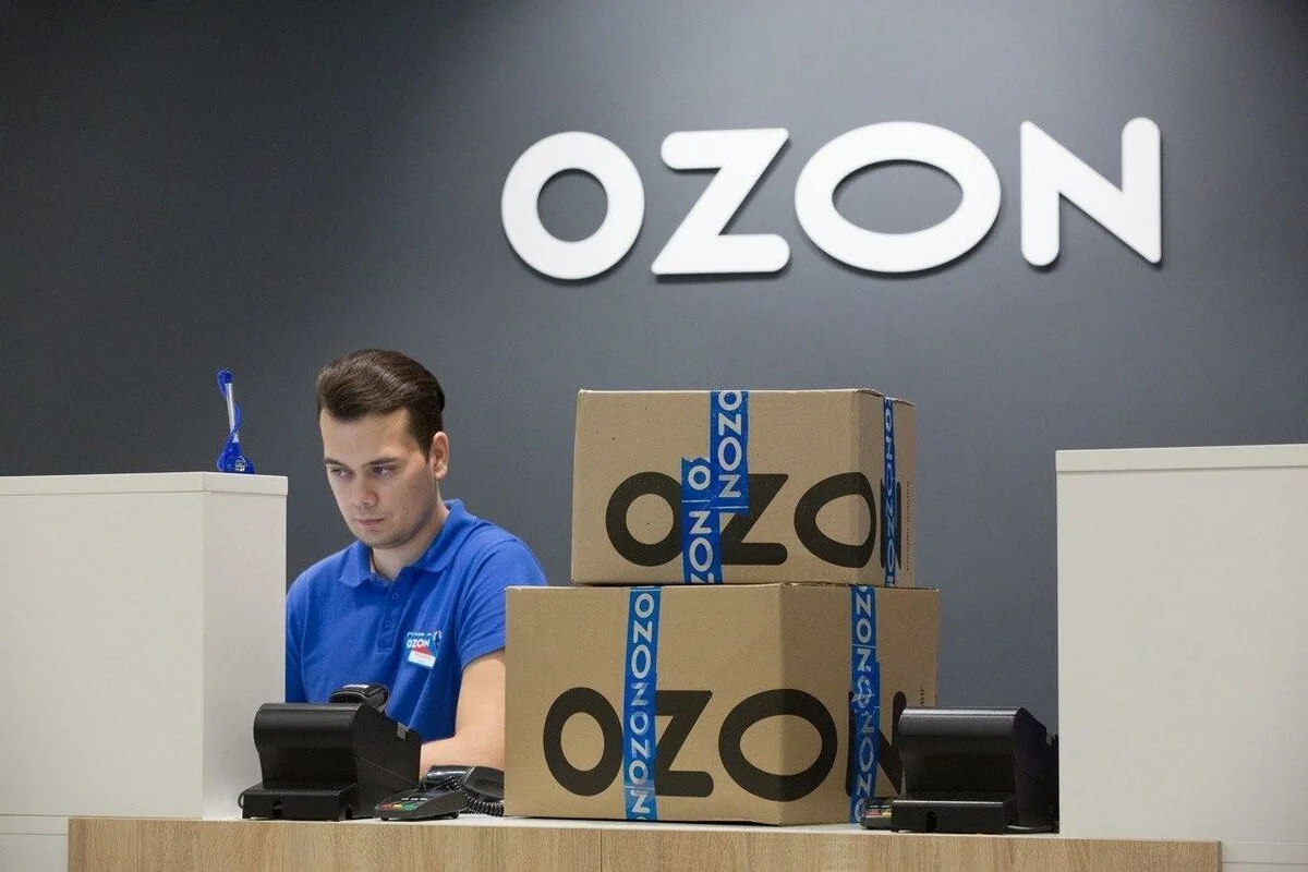 Логистические центры «Ozon» в России подверглись атаке БПЛА