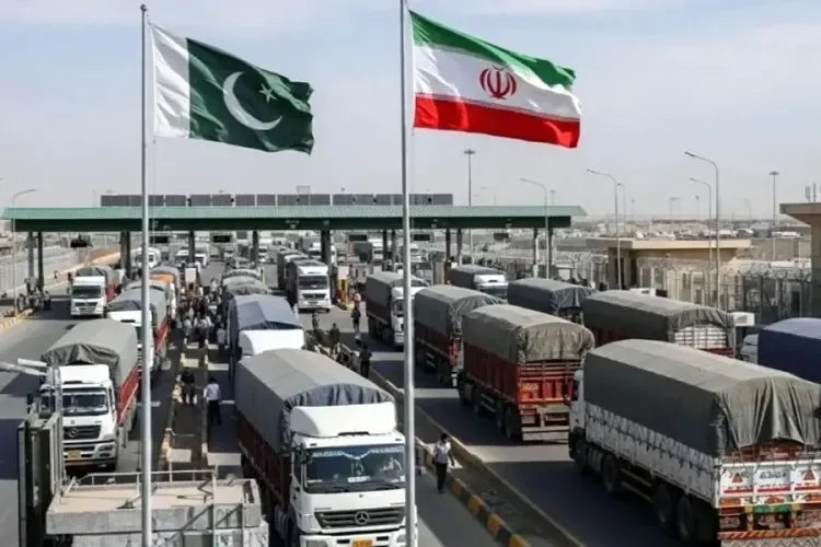 Pakistan İrana tranzit üçün yeni quru yolları açdı