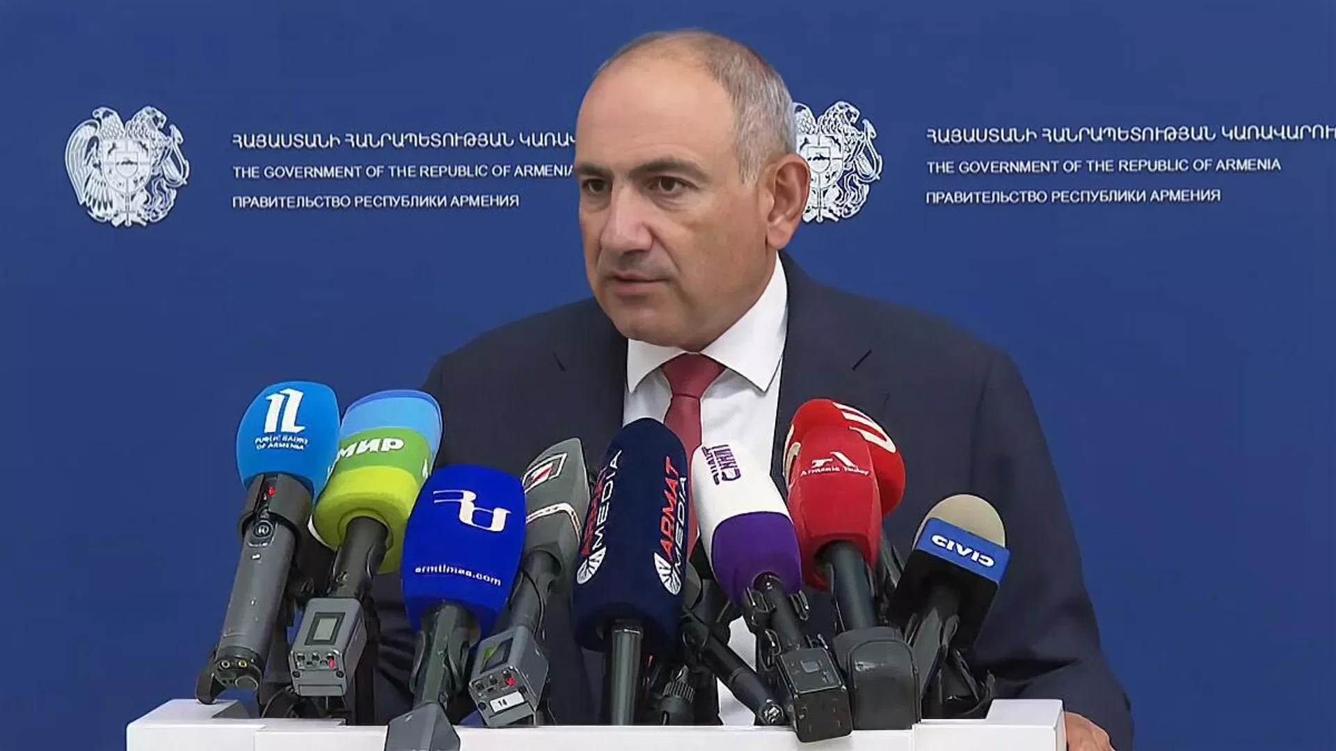 Paşinyan Ermənistan hökumətində kadr dəyişikliyi etməyəcək