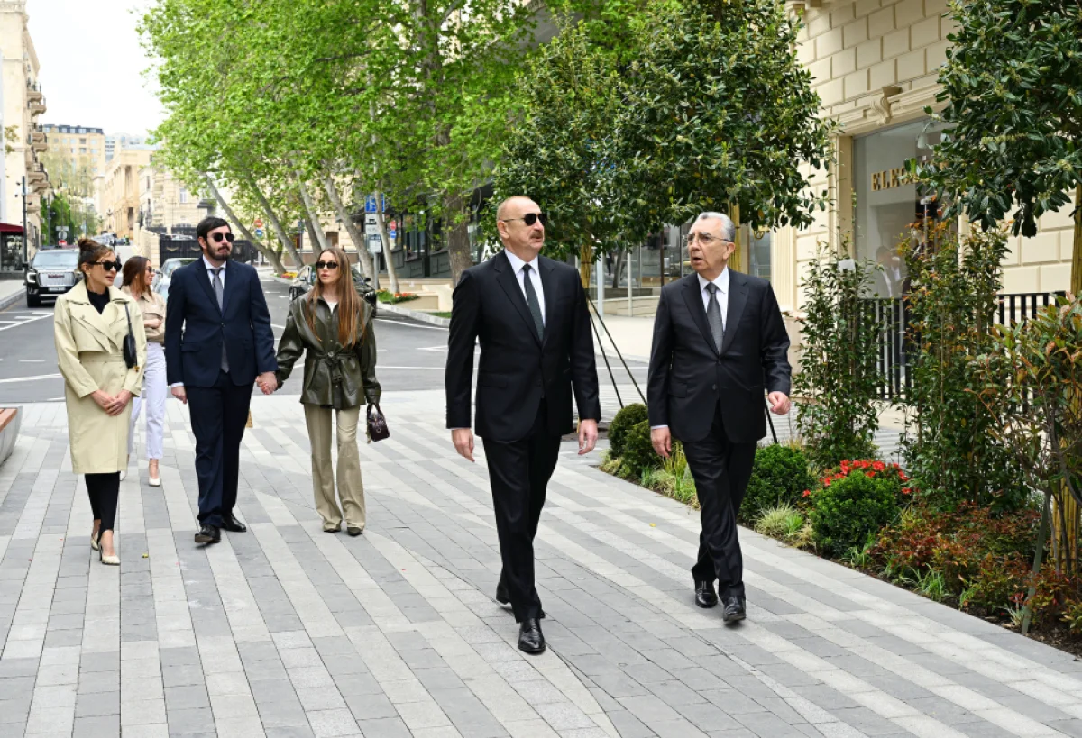 Prezidentlə ailəsi İslam Səfərli küçəsinin açılışında