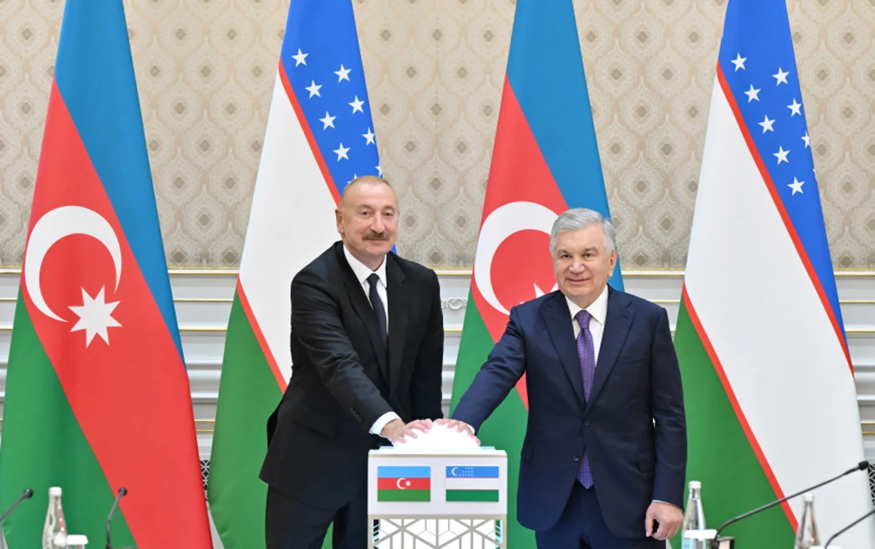 Prezidentlər açılış və təməlqoyma mərasimində onlayn formatda iştirak etdilər - Foto