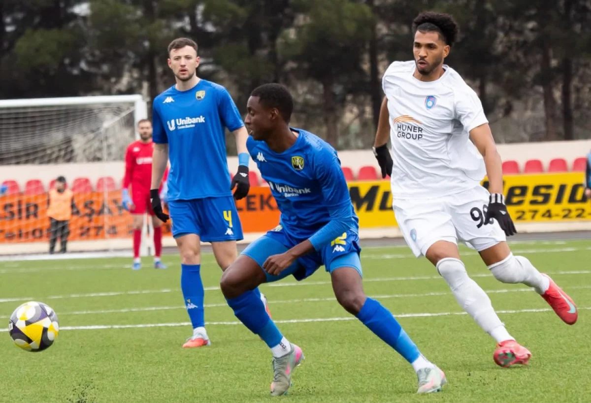 Qərb derbisində qalib müəyyənləşməyib