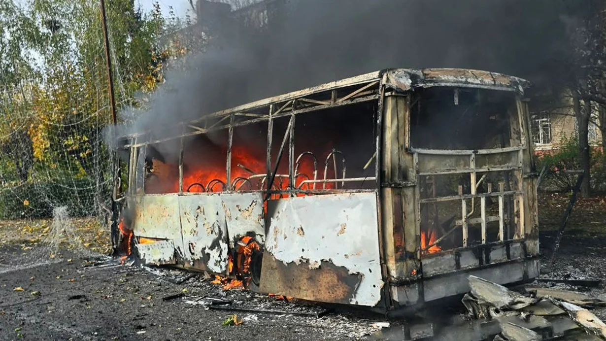 Rusiya Ukraynada sərnişin avtobuslarını vurdu - 12 ölü, 14 yaralı