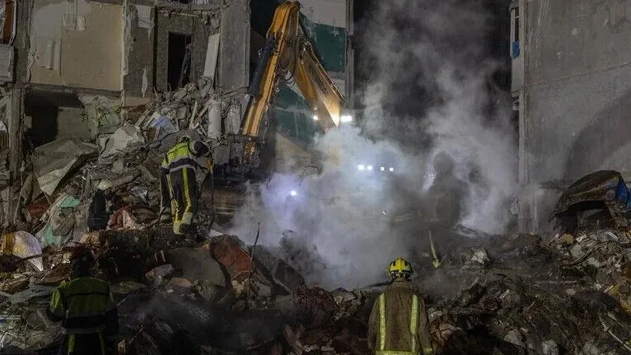 Rusiyanın Kiyevə kütləvi hücumu: 14 nəfər həlak olub