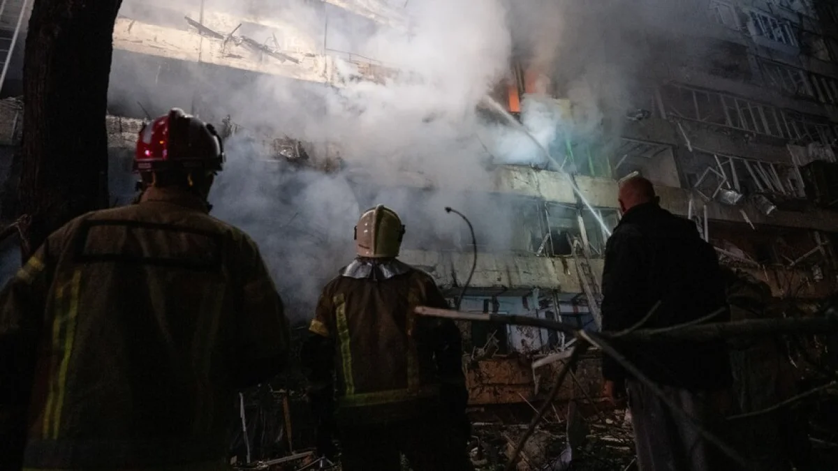 Kiev Opera Russia and Ukraine trade claims after overnight strikes kill five