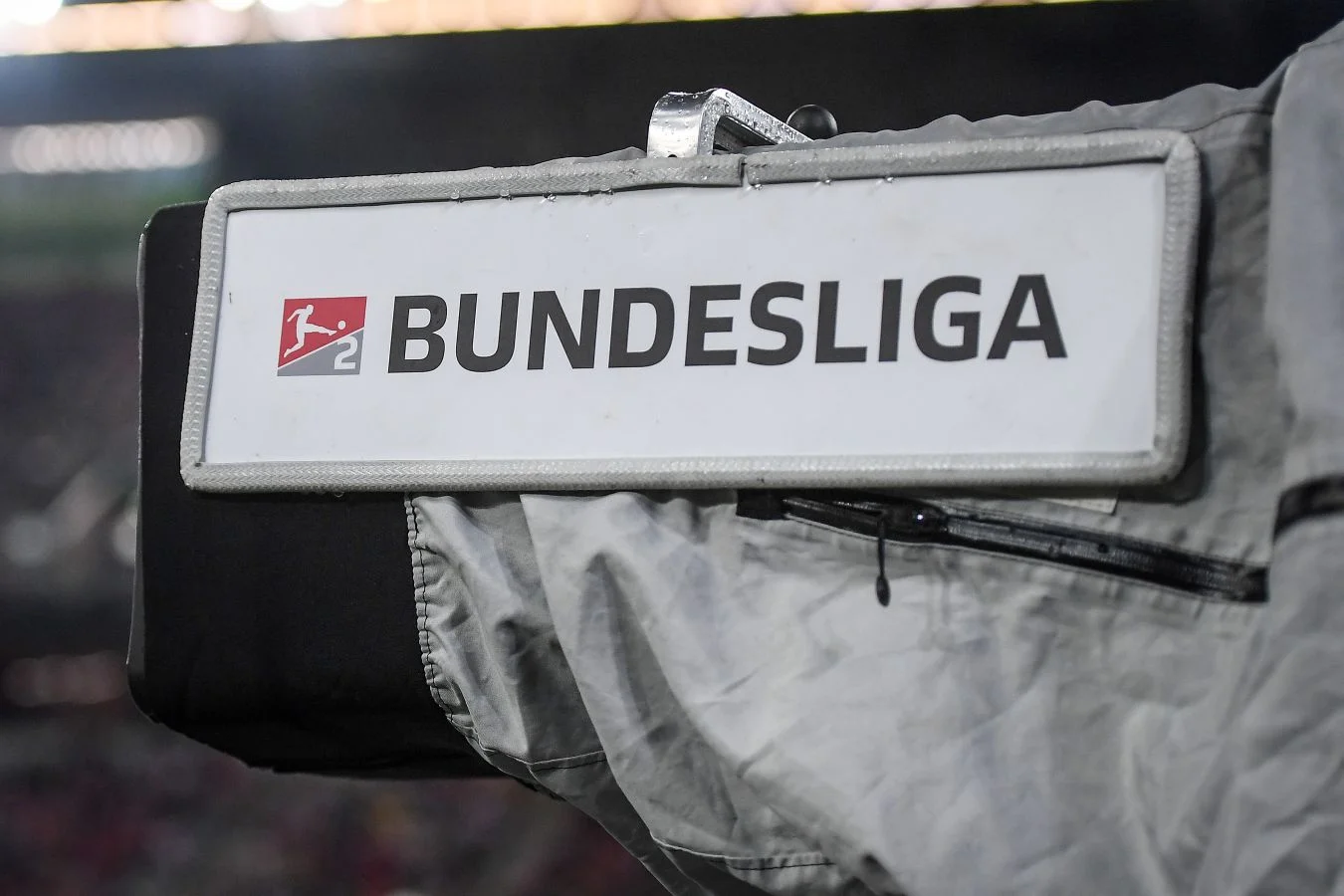 Schalke president proposes Bundesliga playoff system