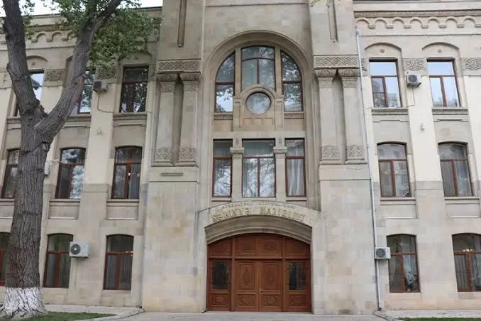 Azerbaijan Ministry of Health refers unlicensed cosmetologist to authorities