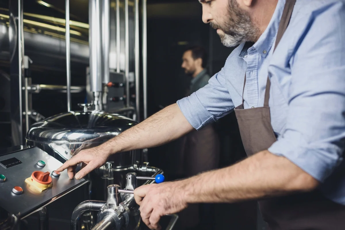 В промзонах Азербайджана открыто 103 новых предприятия