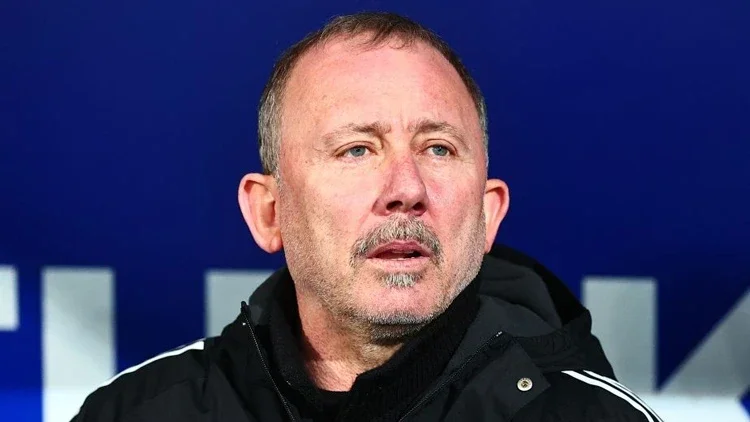 Sergen Yalcin resigns as Besiktas head coach