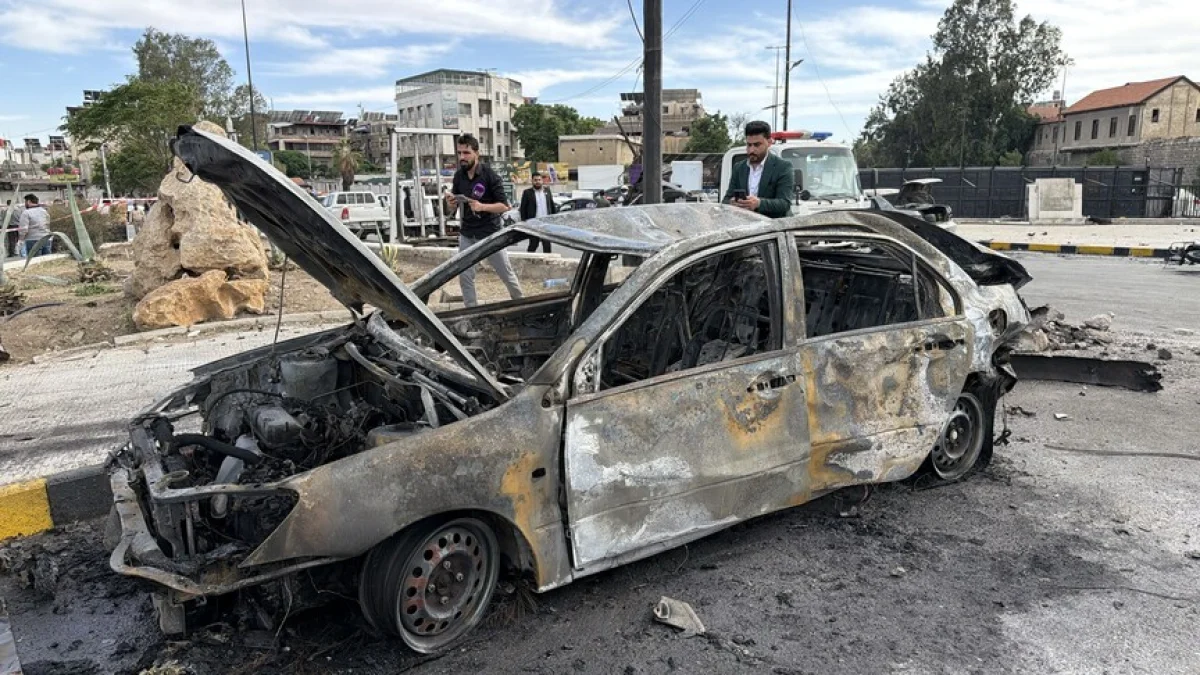 Reading Explosion Several killed in car explosion on Syria’s Damascus-Homs highway
