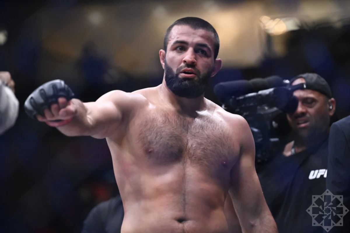 Tahir Abdullayev braziliyalı rəqibini məğlub edib