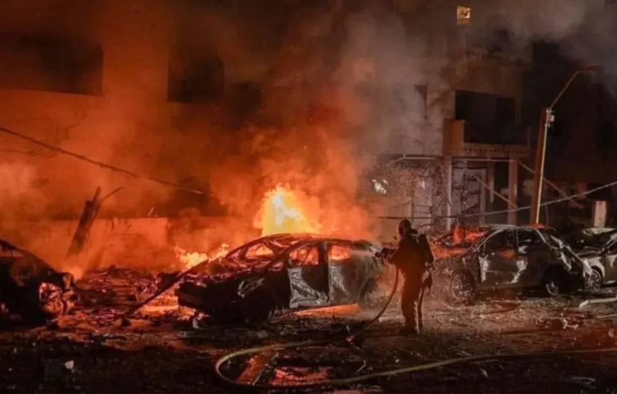 Tehranın şərqində hücumlar sonrası elektrik enerjisi kəsildi