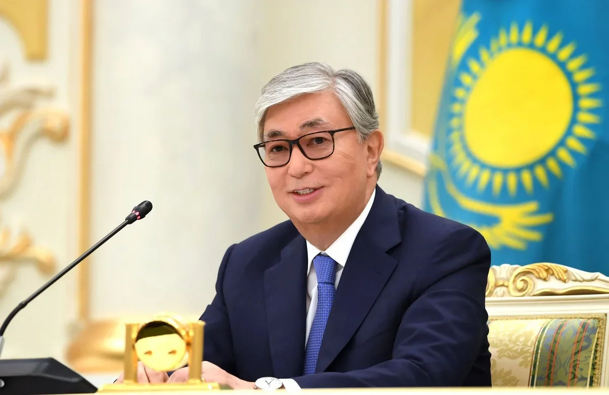 Tokayev vitse-prezident qanununu imzaladı
