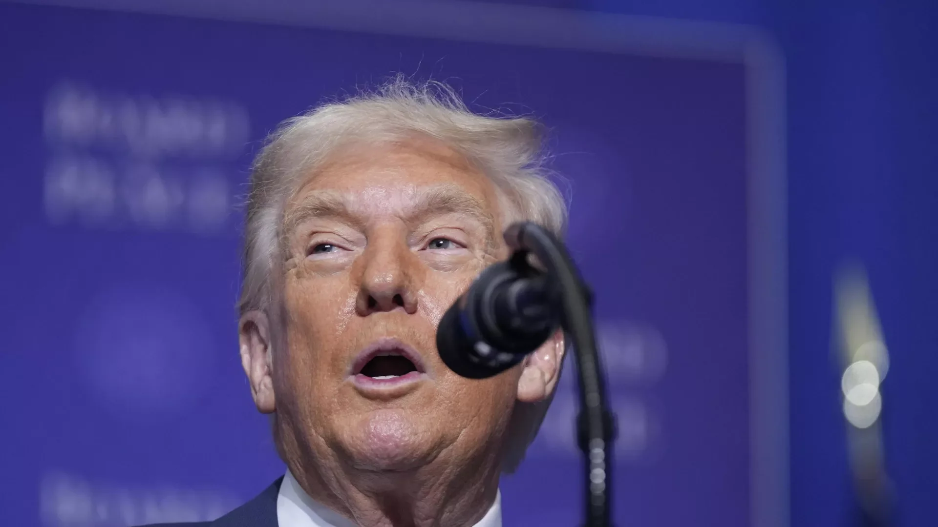 Tramp ABŞ Ali Məhkəməsinin qərarına etiraz etdi