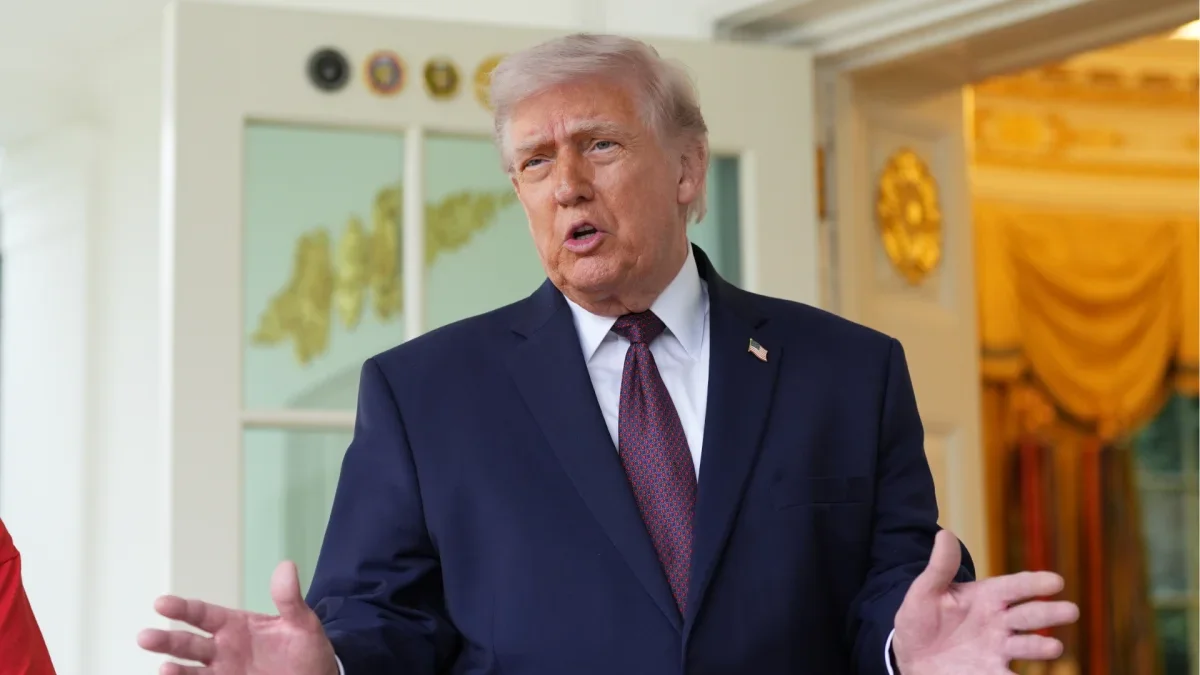 Tramp Hörmüz boğazından 34 gəminin keçdiyini açıqlayıb