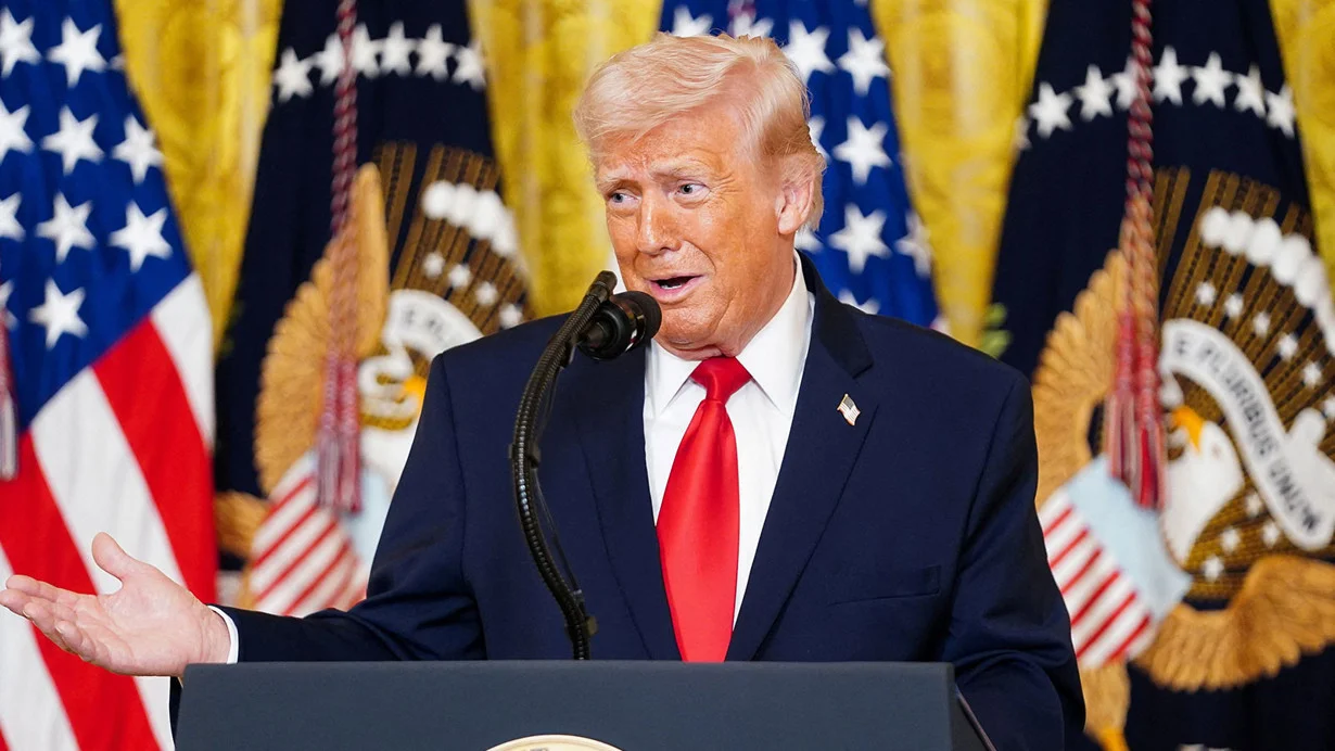 Trampdan İrana sərt xəbərdarlıq: “Bu dəli pisliklərin başına nələrin gələcəyini izləyin”