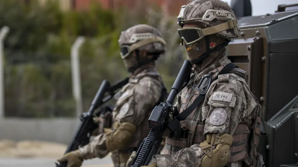 Türkiyədə İŞİD-ə qarşı əməliyyat: 184 şübhəli saxlanılıb