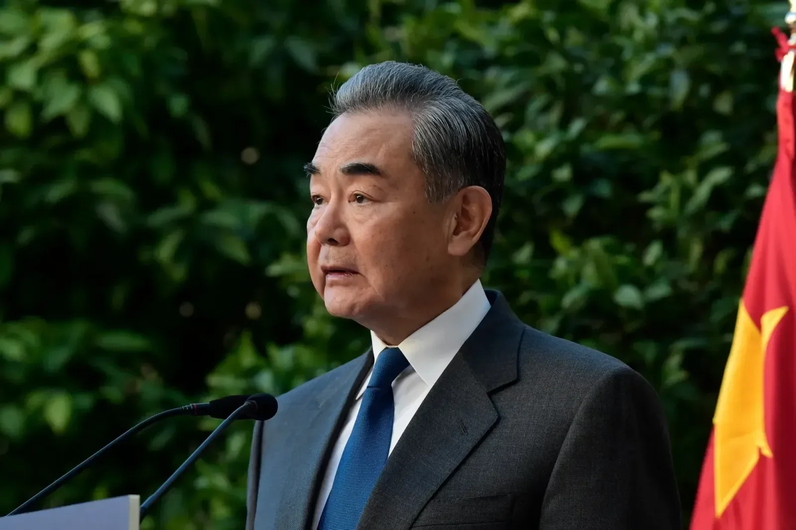 Wang Yi to visit US and Canada on May 26