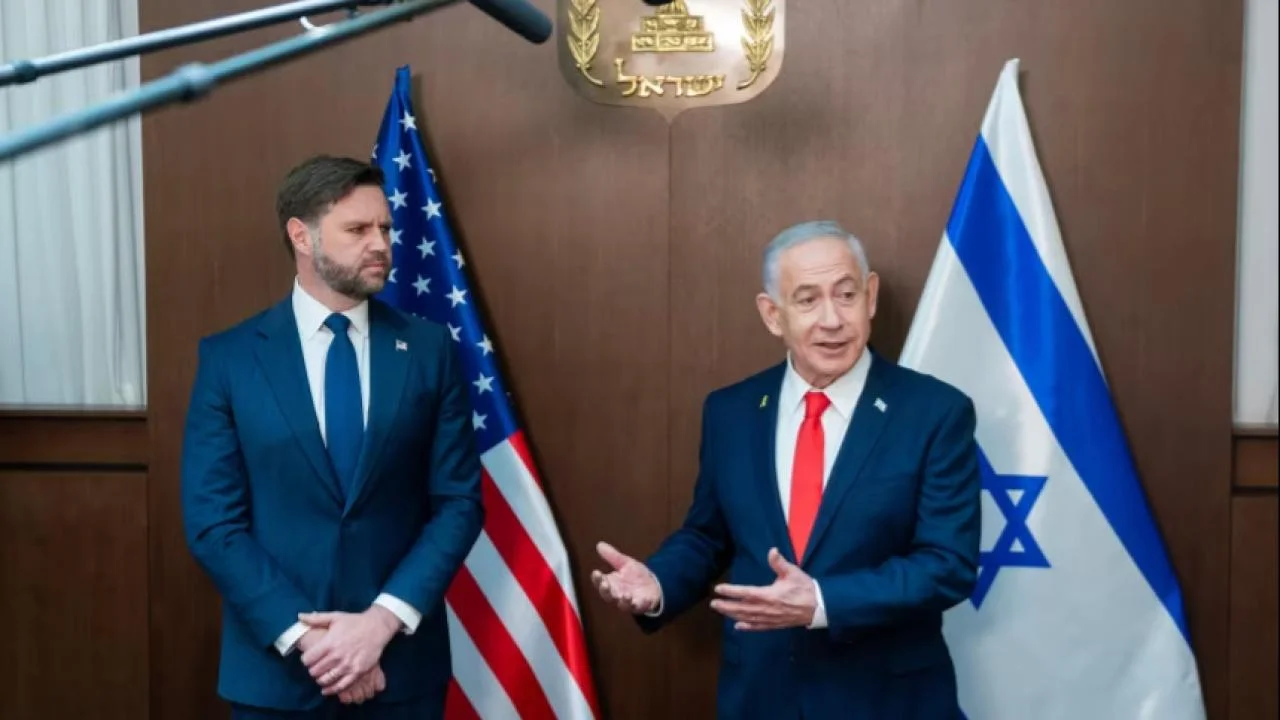 Vens Netanyahunu dəstəkləməkdən yayındı, Tramp isə dəstəyini açıqladı