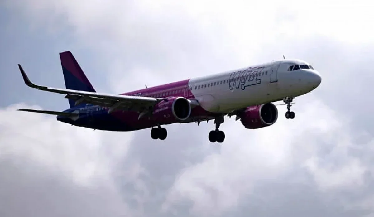 Wizz Air İsrailə uçuşları yenidən dayandırdı - Rəsmi