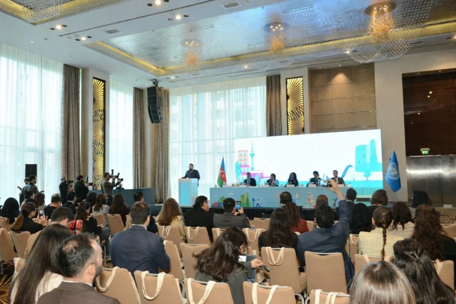 WUF13.az saytı təqdim edilib